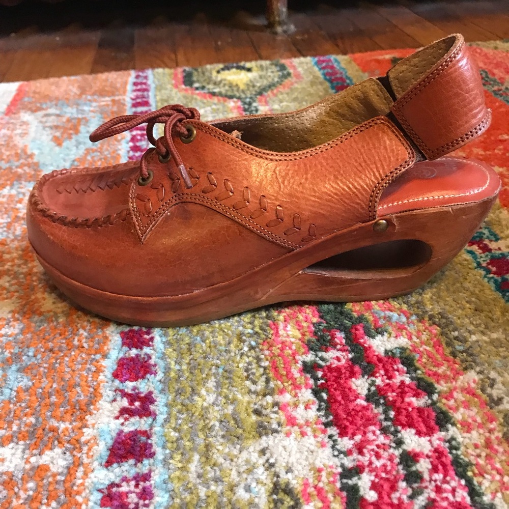 Vintage clogs